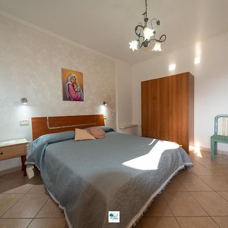 Casa Vacanze La Tuia Castellabate Kültér fotó