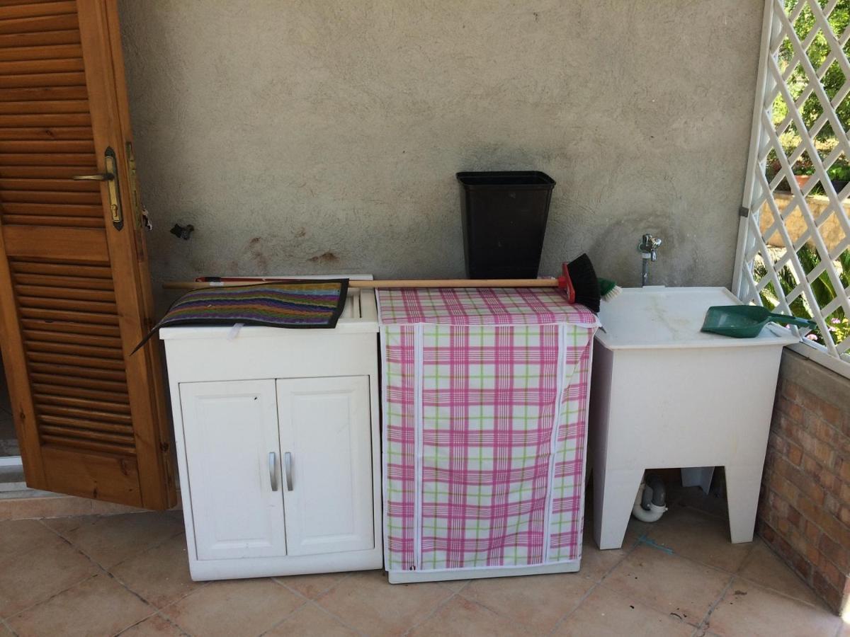 Casa Vacanze La Tuia Castellabate Kültér fotó