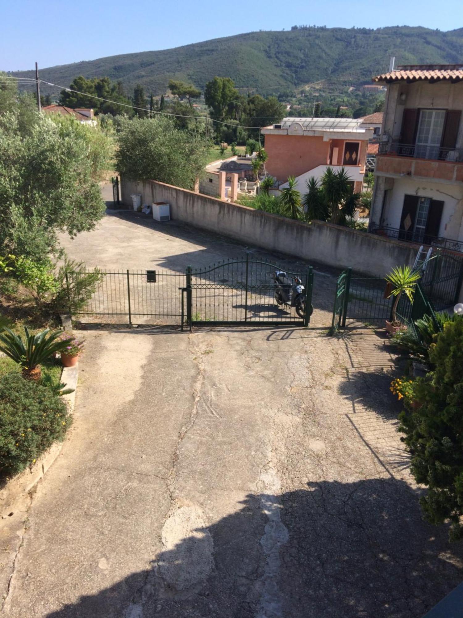 Casa Vacanze La Tuia Castellabate Kültér fotó
